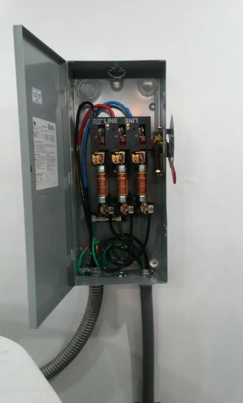 Three-phase disconnect switch installed for Smoke Detector Installation in Wrightwood